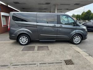 Ford Tourneo Custom BUS M1 LRF 320L LTD 2.0TD170 A - Image 2