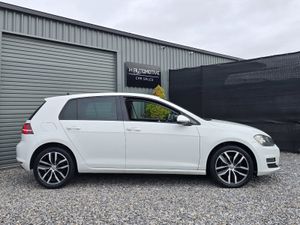 2017 VOLKSWAGEN GOLF HIGHLINE 1.4 TSI AUTO - Image 4