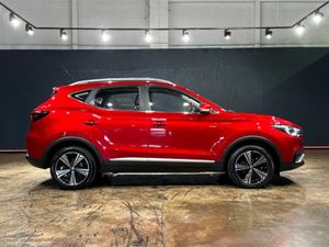 MG ZS ZS EV - FULL BLACK LEATHER UPHOLSTERY - PANO - Image 2