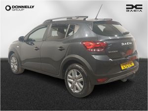 Dacia Sandero Stepway Hatchback Expression - Image 3