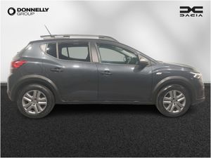 Dacia Sandero Stepway Hatchback Expression - Image 4