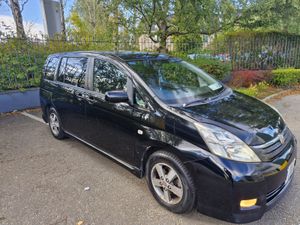 06 Toyota ISIS Automatic 7 Seater NCT 3/26 €3,995* - Image 3