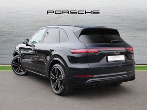 Porsche Cayenne E-hybrid - Image 3