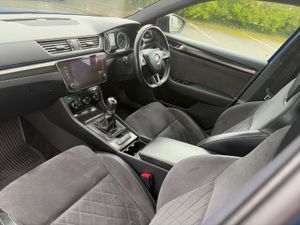 Skoda Superb Sportline 2.0tdi 150HP Manual - Image 3