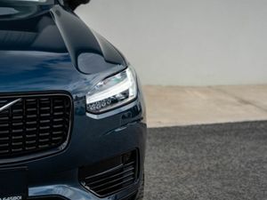 Volvo XC90 RECHARGE T8 PLUS AWD - Image 3