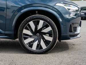 Volvo XC90 RECHARGE T8 PLUS AWD - Image 4