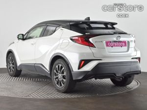 Toyota C-HR 1.8 Hybrid Auto - Image 4