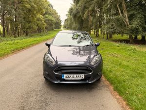 Ford Fiesta 2013 ZETEC Stunning Car - Image 2