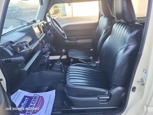 Suzuki Jimny XL MANUAL 4WD  4 SEATER. LOADS OF EXT - Image 4