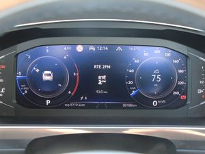 Tiguan R Line Allspace * DSG * 7 Seat *1 owner Car - Image 3