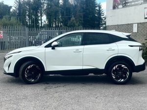 Nissan QASHQAI 1.3 PET Mild Hybrid SV Premium - Image 4