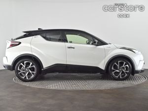 Toyota C-HR 1.8 Hybrid Auto - Image 2