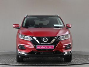 Nissan QASHQAI 1.2 SV CVT  very Low Mileage glass - Image 2