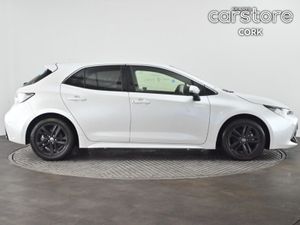 Toyota Corolla 1.8 Hybrid Auto - Image 3