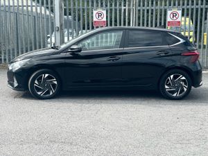 Hyundai i20 1.2i Deluxe Plus  just IN - Image 4