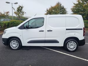 2022 OPEL COMBO 1.5D 3 SEATER VATQ - Image 4