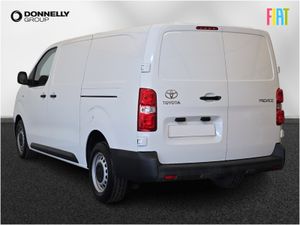 Toyota Proace Long Diesel Active - Image 2