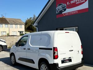 2019 Peugeot Partner Professional - Image 4