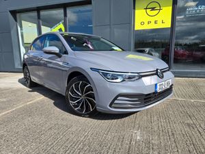 Volkswagen Golf 1.5 TSI 130HP Style - Image 3