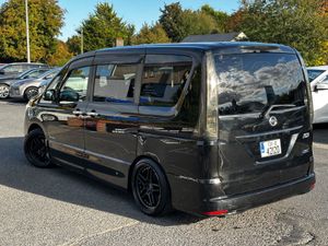 Nissan Serena 2013 AUTO - Image 4