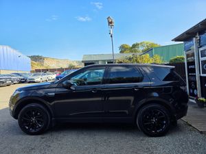 LAND ROVER DISCOVERY SPORT 2.0 7 SEATER 2017 - Image 3