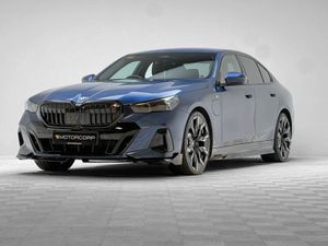 BMW 5-Series 530E M SPORT PRO - Image 3