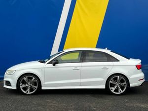 Audi A3 S-LINE BLACK EDITION 1.4 TSI AUTO // SERVI - Image 3