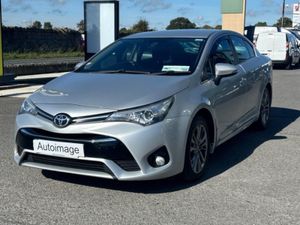 Toyota Avensis 1.6 D-4d Luna Navi Saloon - Image 3