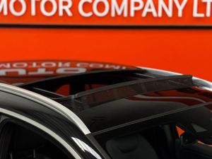 Mercedes-Benz GLA Class Gla250e Exclusive Edition - Image 2