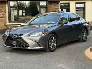 Stunning 201 Lexus ES300h Executive! - Image 3