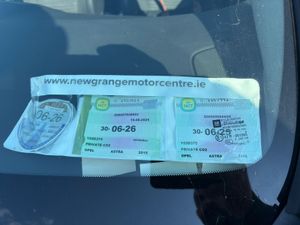 Stunning Opel Astra 2015 3 MONTHS WARRANTY - Image 2