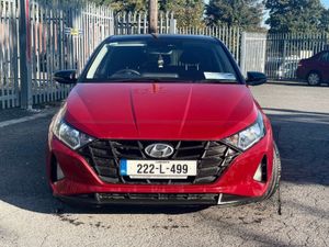 Hyundai i20 1.2 Launch Edition 2 Tone Roof - Image 2
