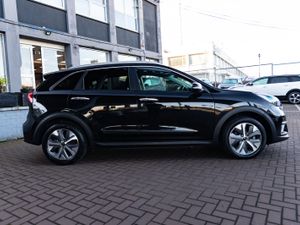 KIA E-NIRO 150KW 64KWH 3EDITION 5DR ESTATE 52,000K - Image 2