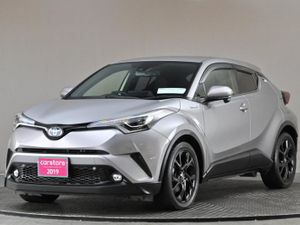 Toyota C-HR 1.8 Hybrid  half Leather 10  Android - Image 3