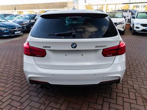 320i X-DRIVE M-SPORT PLUS 5DR ESTATE AUTOMATIC // - Image 4