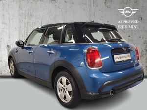 MINI Cooper Cooper Classic Auto - Image 3