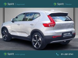 Volvo XC40 2.0d Auto AWD Momentum - Image 2