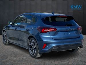 Ford Focus ST-Line X 1.0 MHEV 125BHP - Image 4