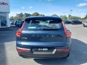 Volvo EX40 PLUS SINGLE MOTOR EXTENDED RANGE - Image 4