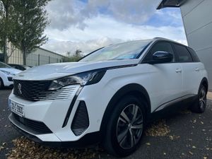 Peugeot 5008 2022 - Image 2