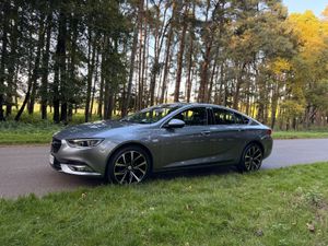 Opel Insignia 2021 Diesel Nice Spec - Image 3
