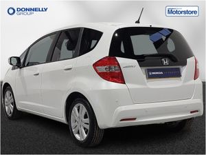 Honda Jazz Hatchback ES Plus - Image 2