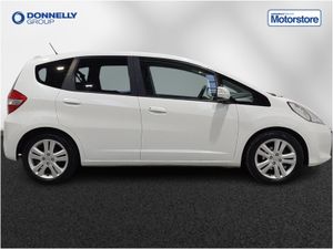 Honda Jazz Hatchback ES Plus - Image 3