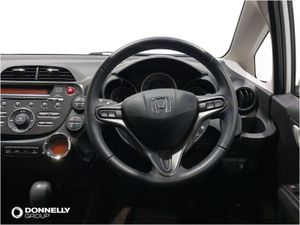 Honda Jazz Hatchback ES Plus - Image 4