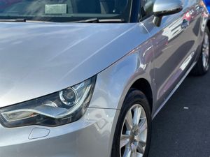 Audi A1 TWO TONE - Image 3