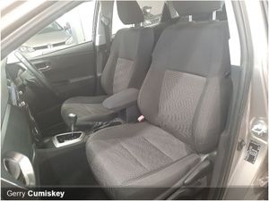 Toyota Auris 1.4 D-4d Luna Automatic - Image 4