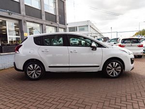 Peugeot 3008 1.2 ACTIVE 130BHP 5DR ESTATE // 1 IRI - Image 2