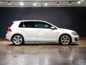 Volkswagen Golf GTI 2.0 DSG - Image 3