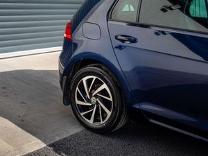 Volkswagen Golf Match TDI - Image 3