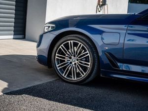 BMW 5 Series 530 E G30 M Sport 4DR Auto - Image 4